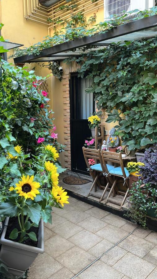 Nido Dell'Aquila - Appartamento In Milano Porta Romana Kültér fotó